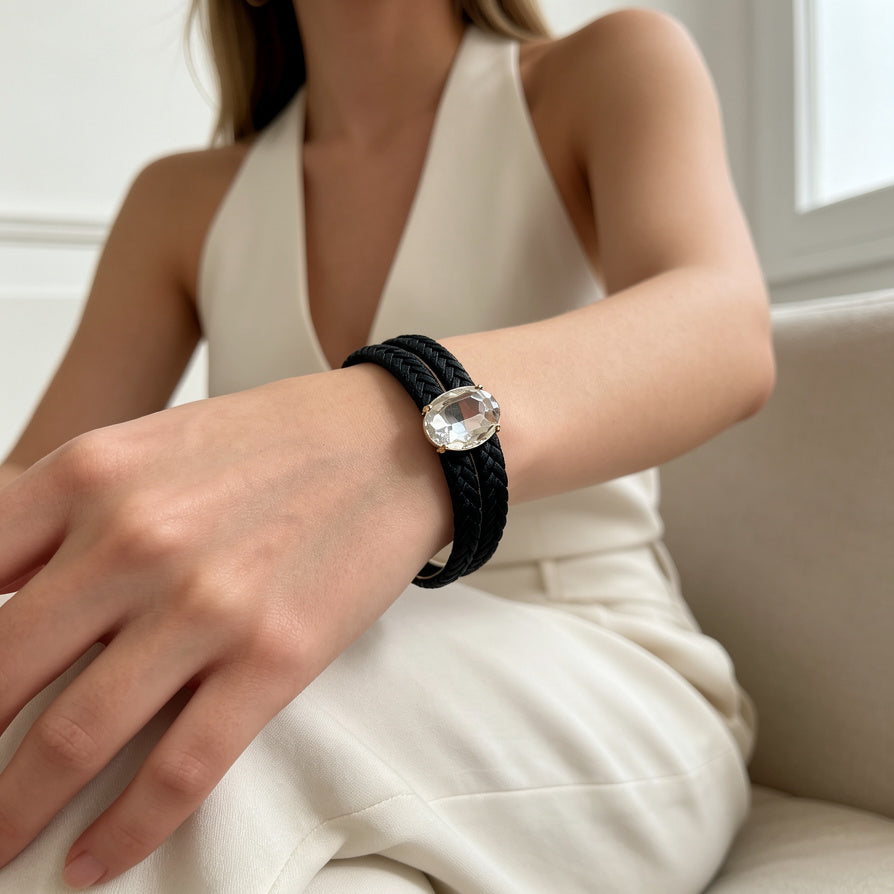 JI JOYA VENTA AL POR MAYOR|Pulsera Trenzada de Cuero con Piedra de Cristal Ovalada | Moda Elegante para Mujer | 2 Colores Disponibles (Vino Negro) | Joyería al Por Mayor