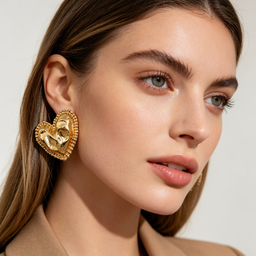 Collar Corazón Dorado - Joyería de Moda al Por Mayor | Diseño Minimalista en Zinc|JI JOYA