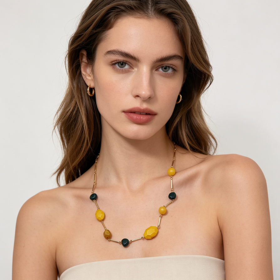 JI JOYA VENTA AL POR MAYORCollar de Resina con Cadena Dorada, Diseño Moderno para Mujer - Venta al Por Mayor