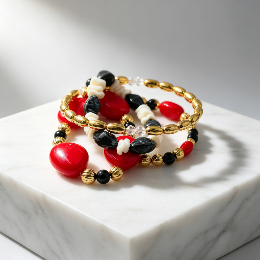Set de 3 Pulseras de Moda con Cuentas Resina y Detalles Dorados - Al Por Mayor | JI JOYA