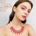 Collar artesanal de rama de coral - Collar de cuentas color crema para un estilo bohemio