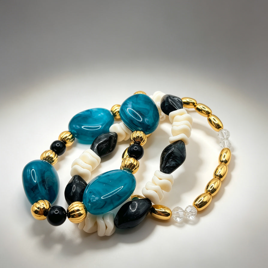 Set de 3 Pulseras de Moda con Cuentas Resina y Detalles Dorados - Al Por Mayor | JI JOYA