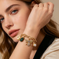 Brazalete Dorado con Dije de Abeja, Perla y Piedra Verde | Joyería al Por Mayor para Mujeres|JI JOYA