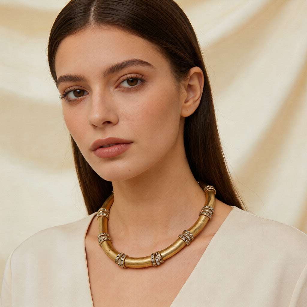 Conjunto vintage de colar e pulseira em metal bicolor de bambu