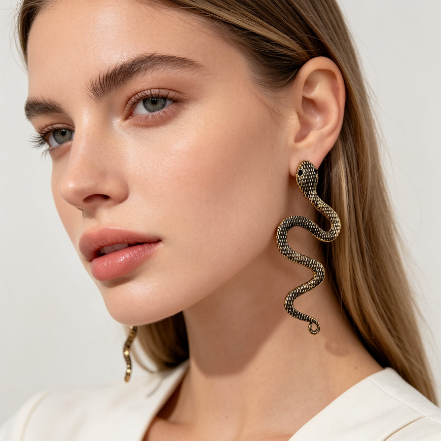 Pendientes de Serpiente Gótica al Por Mayor, Pendientes Colgantes de Serpiente de Metal Vintage para Mujeres, Joyería Punk de Moda, Disponible en Plata y Bronce Antiguo|J JOYA